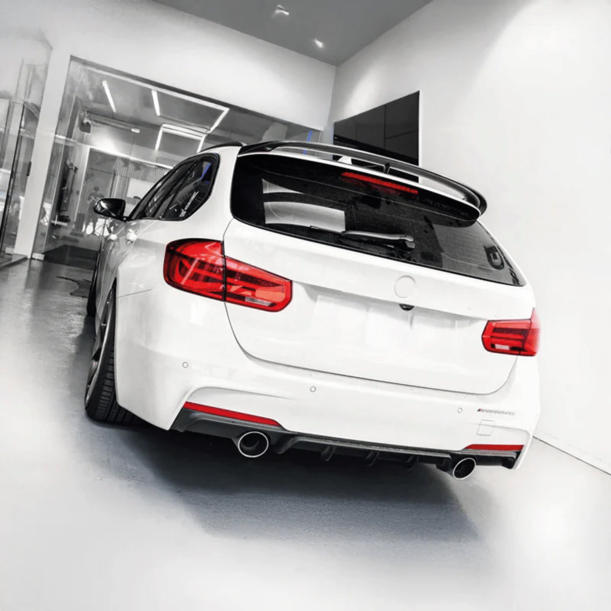 Rear Roof Spoiler For BMW 3 Series F31 Touring 2012-2018 Spoiler Piano Black ABS Plastic