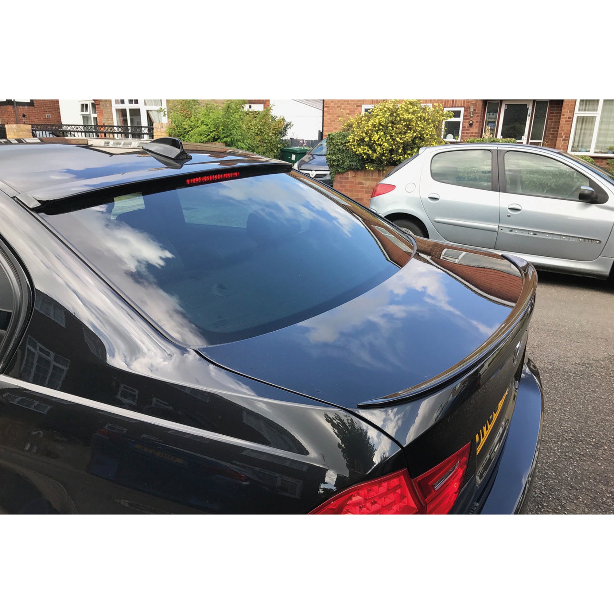 Roof Top Spoiler For BMW E90 3 Series 2005-2012 318i 320i 320d 330i 335i 335d Piano Black ABS Plastic