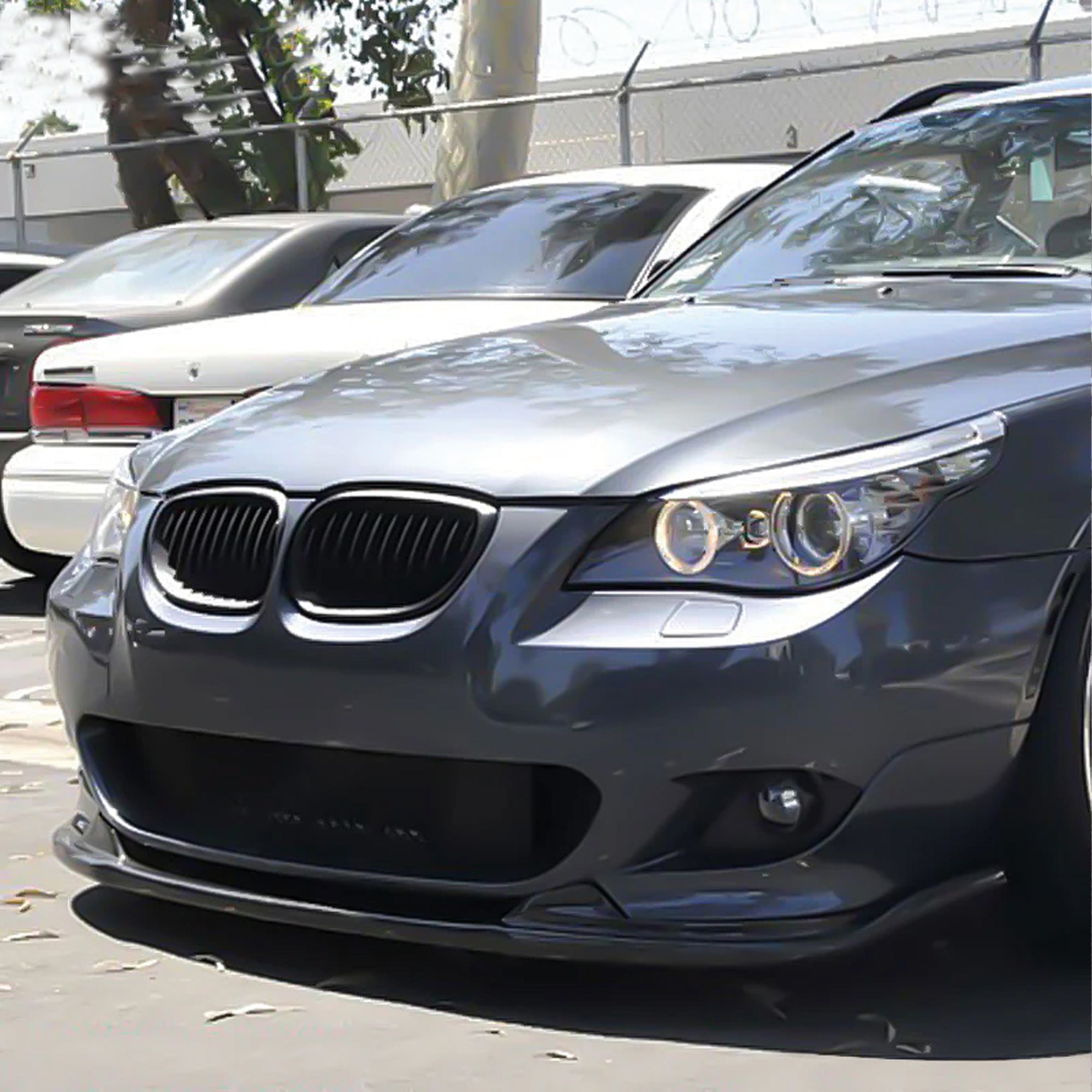 Front Bumper Lip Splitter for BMW 5 Series E60 2003-2010 M Sport / M5 Bumper, ABS Plastic Piano Black Vacuum Car Tuning Body Part Body Kit