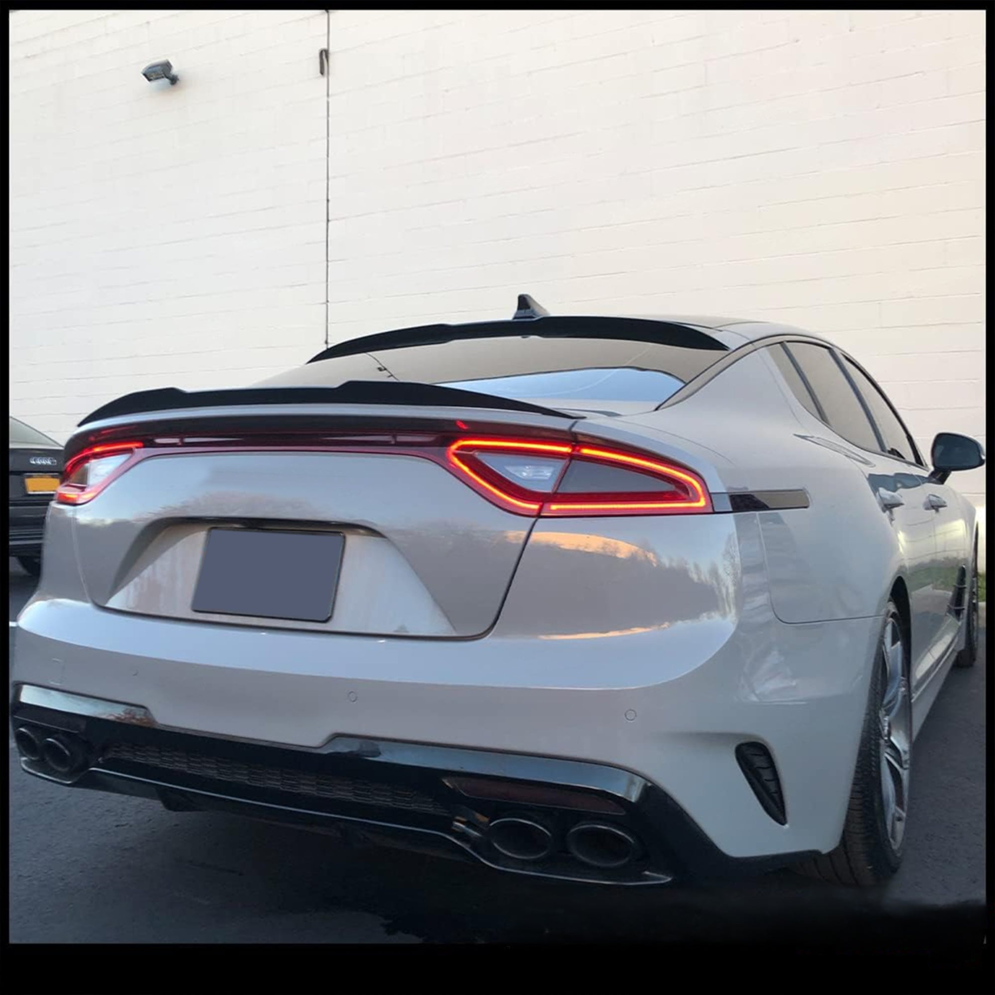 Rear Trunk Spoiler For Kia Stinger 2018+ M4 Style Spoiler Piano Black ABS Plastic