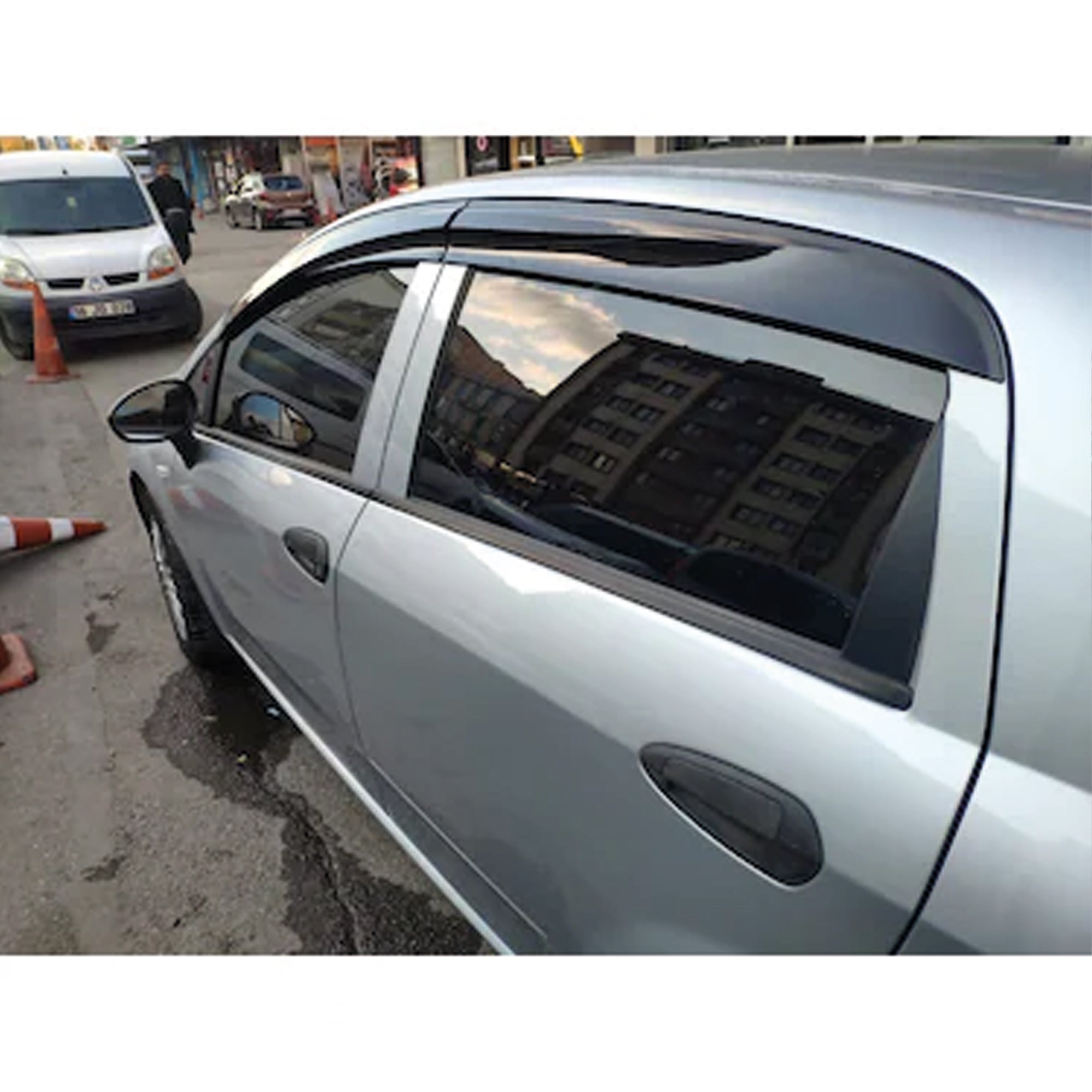 Window Visor for Fiat Punto Grande Evo 2006+ 4pcs Rain Guard Wind Deflector