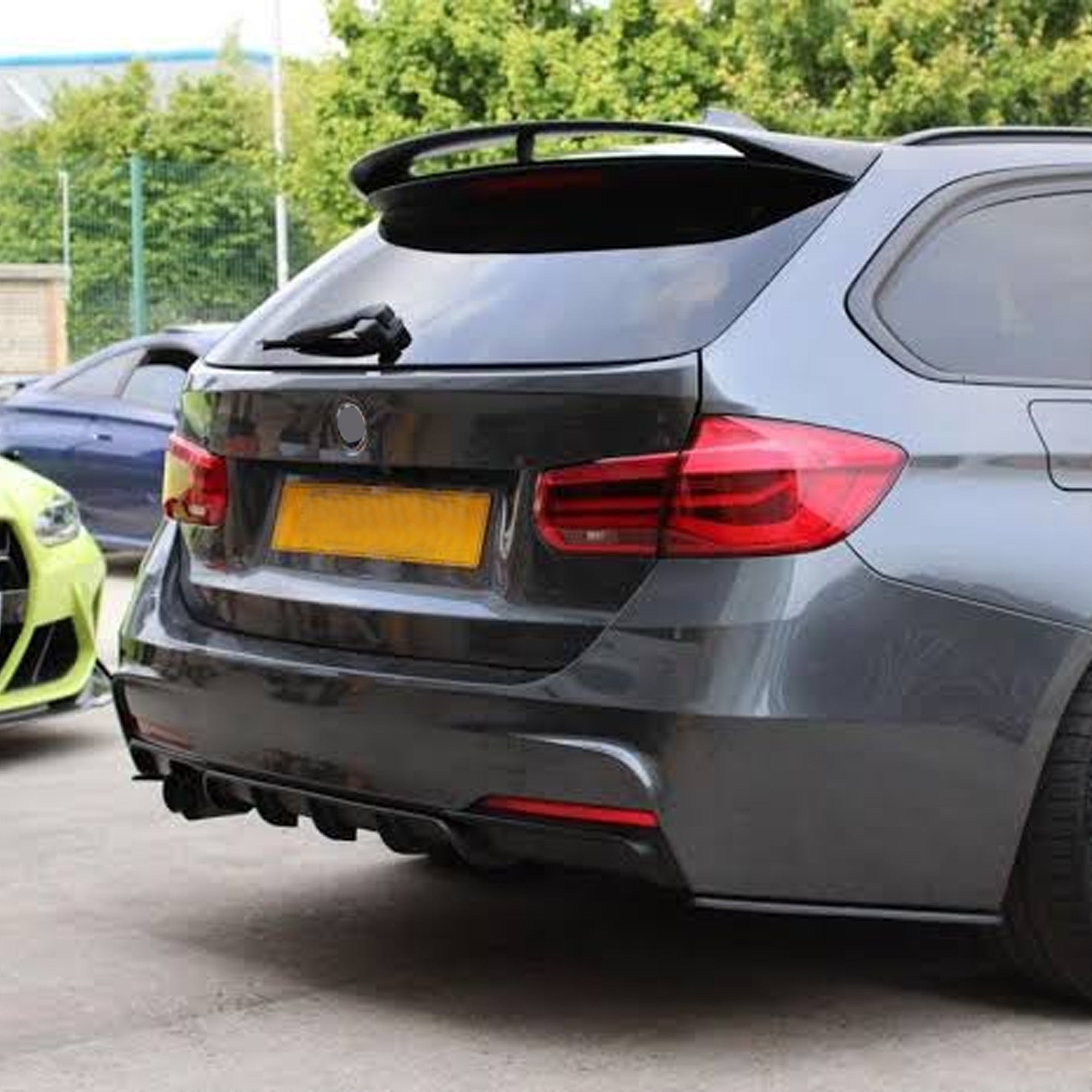 Rear Roof Spoiler For BMW 5 Series G31 2017-2023 ROOF Spoiler Piano Black ABS Plastic