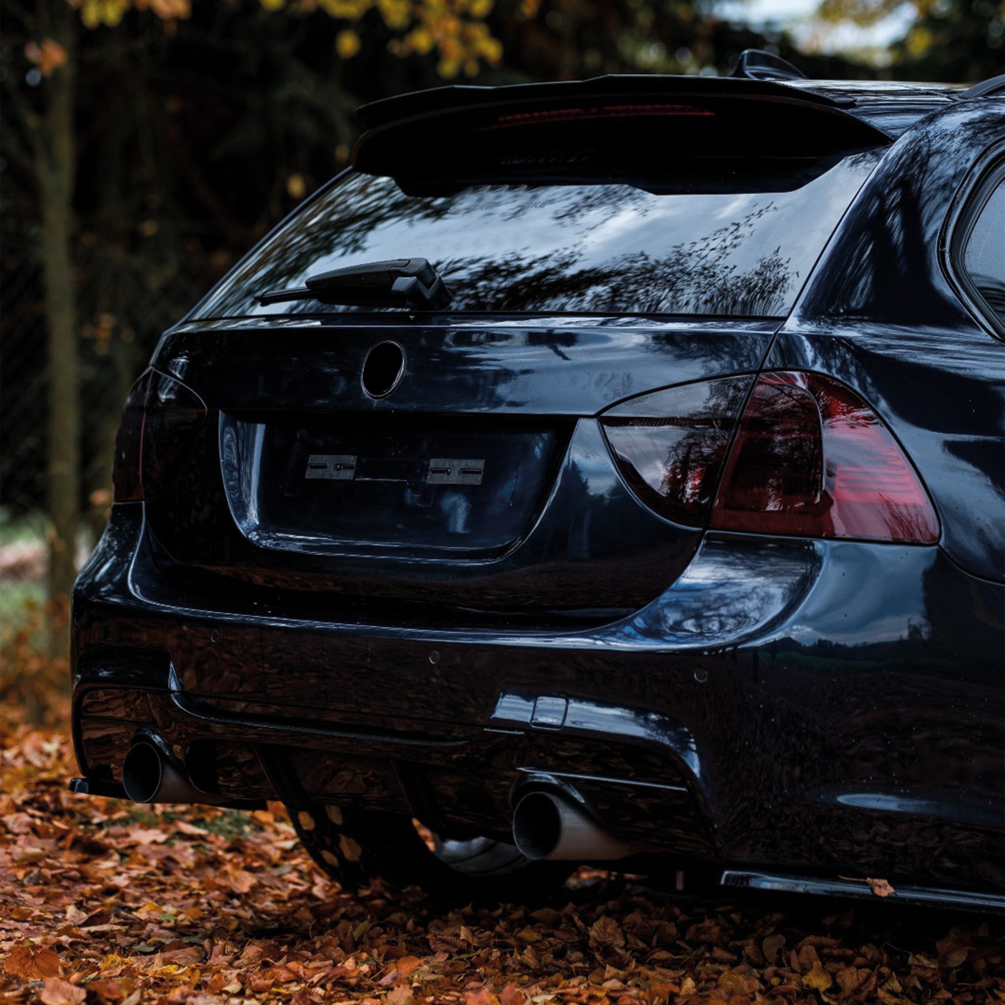 Rear Roof Spoiler For BMW E91 SW 04-11 MX CAP Spoiler Piano Black ABS Plastic