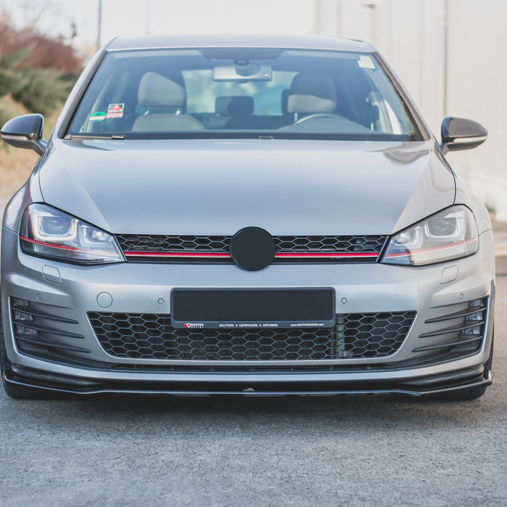 Front Bumper Lip Splitter for VW Volkswagen Golf MK7 GT.I 2013 - 2016, ABS Plastic Piano Black Vacuum Car Tuning Body Part Body Kit