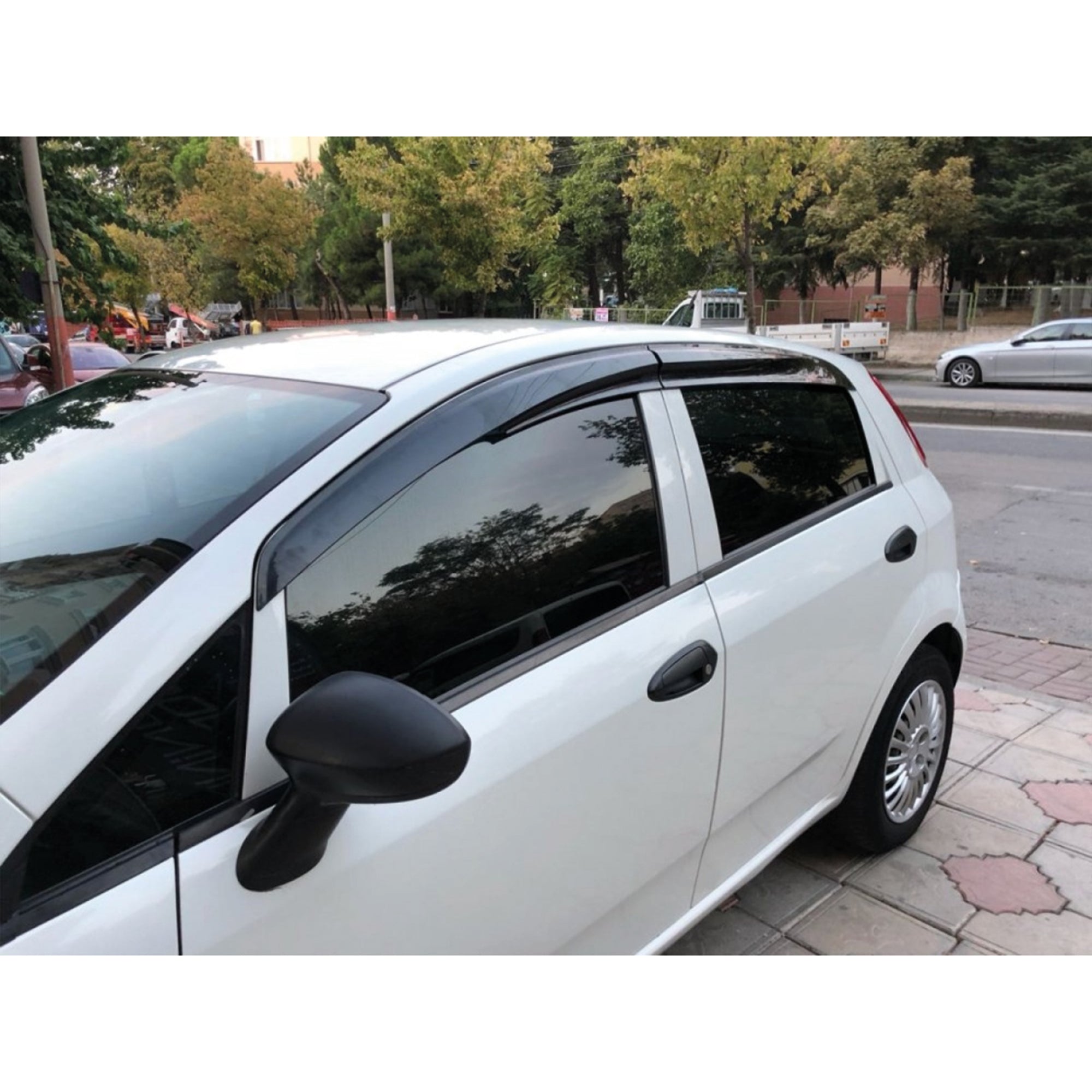 Window Visor for Fiat Punto Grande Evo 2006+ 4pcs Rain Guard Wind Deflector